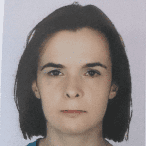 Helena Ferreira DVM, Diplomada pelo Colégio Americano de Patologia Clínica Veterinária Licenciada em Medicina Veterinária pela UTAD em 2001, Fellow do Royal College of Pathologists (Reino Unido) desde 2012 Diplomada pelo Colégio Americano de Patologistas Veterinários em 2015. Exerce Patologia Clinica num laboratorio comercial desde 2012.